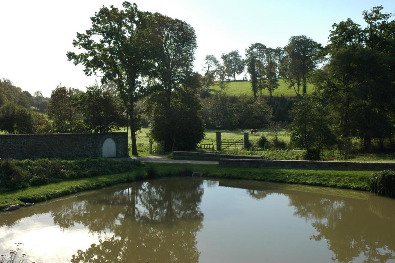 Vila Manoir Du Mesnil De Bas Bréhal Exteriér fotografie